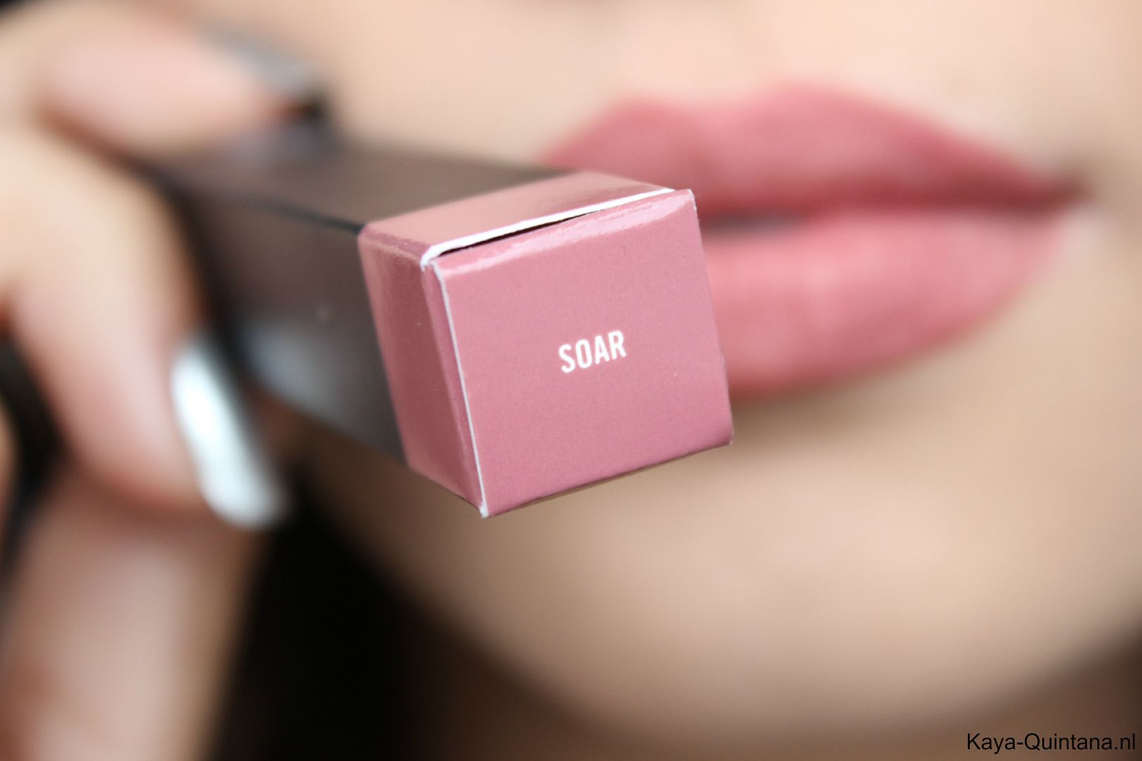 MAC Soar lip pencil KayaQuintana